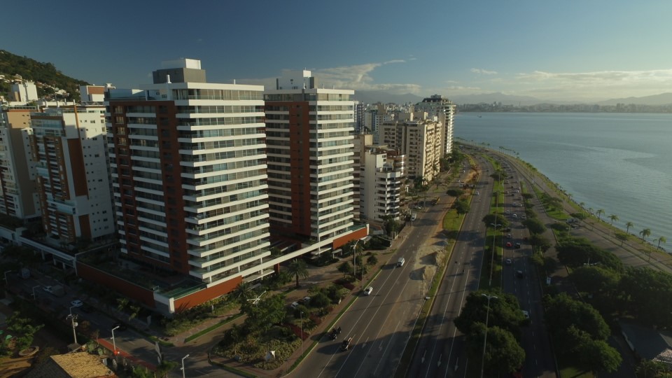 Av. Beira-mar Norte atrai investidores